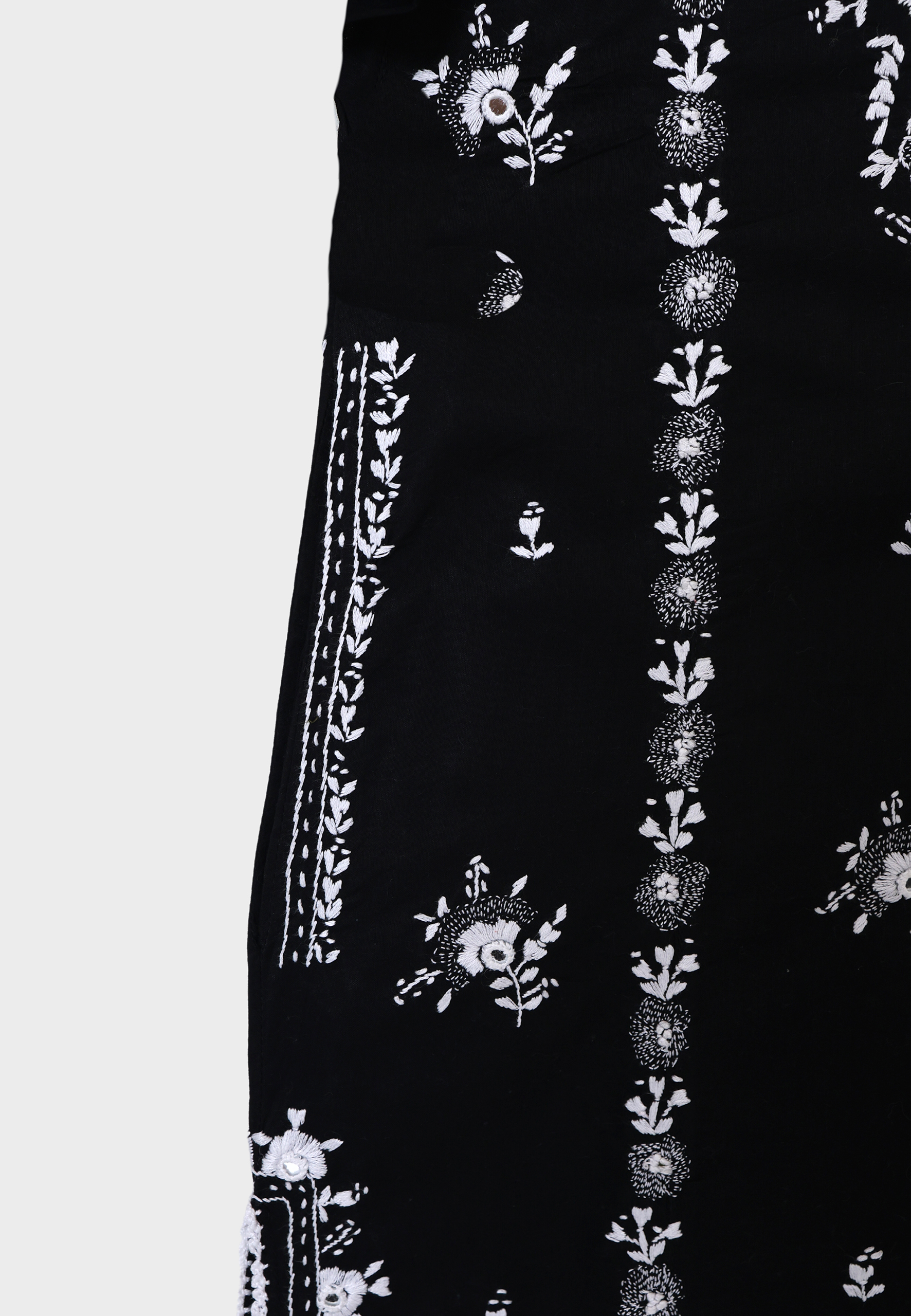 Floral Noir - Image 6
