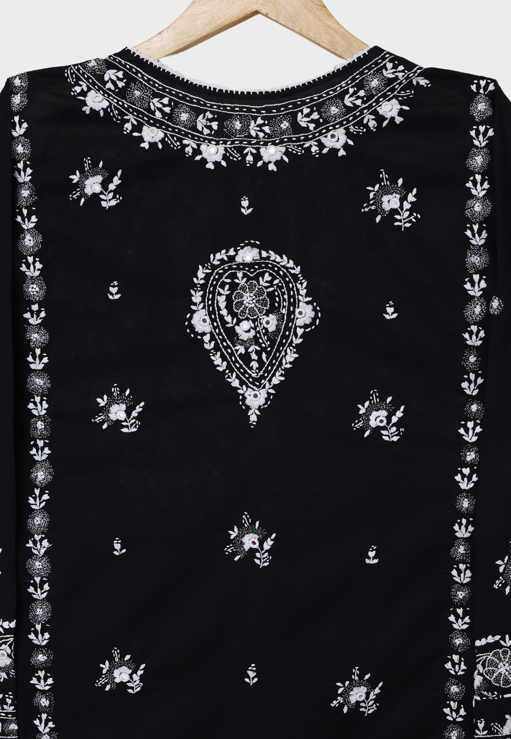 Floral Noir - Image 5